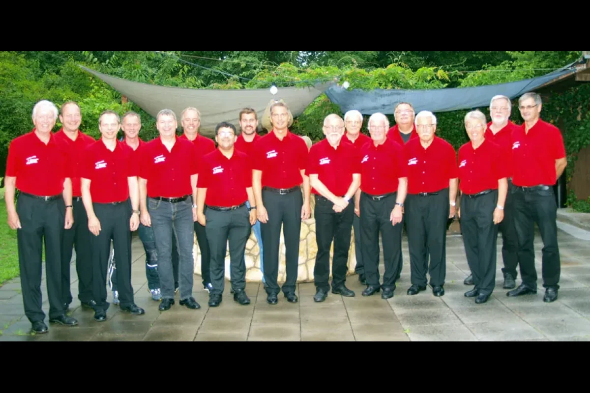 Männerchor Eintracht Köln-Porz im neuen Outfit 2015 Männerchor Eintracht Köln-Porz im neuen Outfit 2015